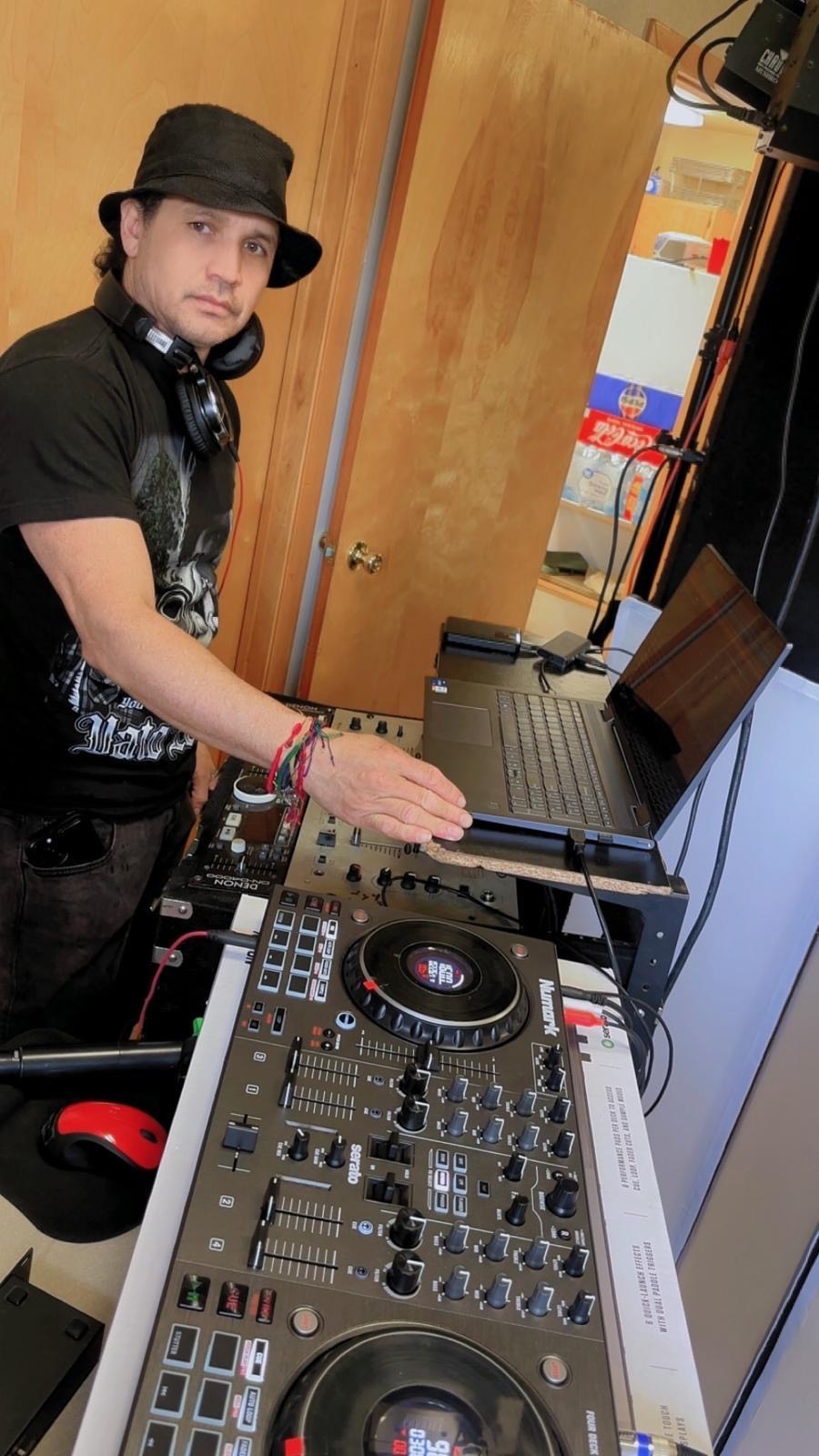 DJ the floor at Discoteca Costa Chica