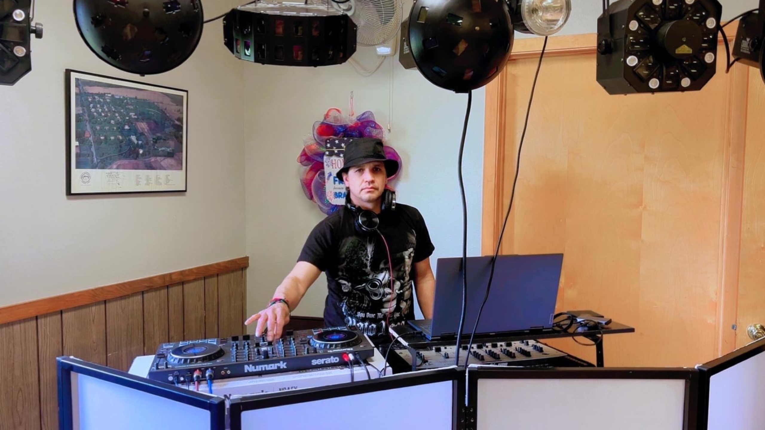 Our DJ Discoteca Costa Chica